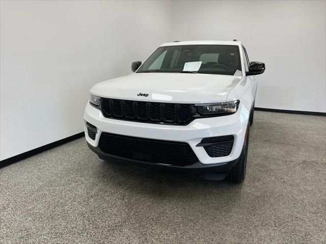 2024 Jeep Grand Cherokee Altitude X 4x4 2024 Jeep Grand Cherokee Altitude X 4x4