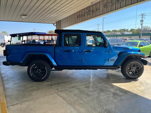 2024 Jeep Gladiator Willys