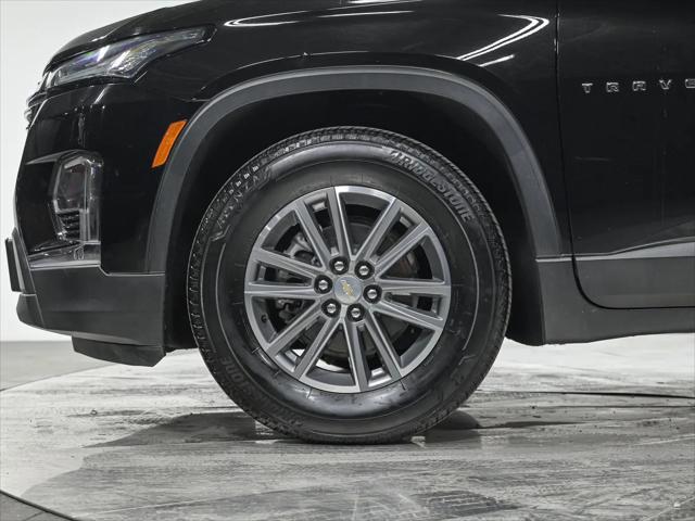 2023 Chevrolet Traverse AWD LT Leather