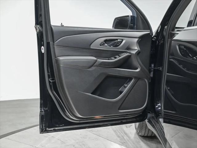 2023 Chevrolet Traverse AWD LT Leather