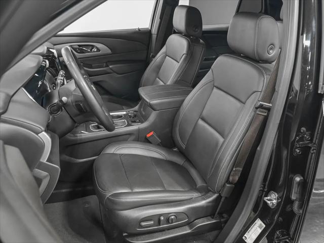 2023 Chevrolet Traverse AWD LT Leather