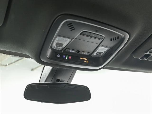 2023 Chevrolet Traverse AWD LT Leather