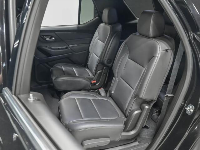 2023 Chevrolet Traverse AWD LT Leather