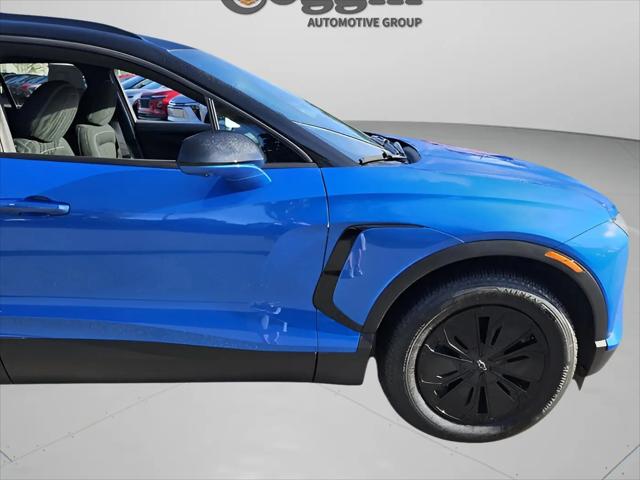 2025 Chevrolet V Blazer eAWD LT