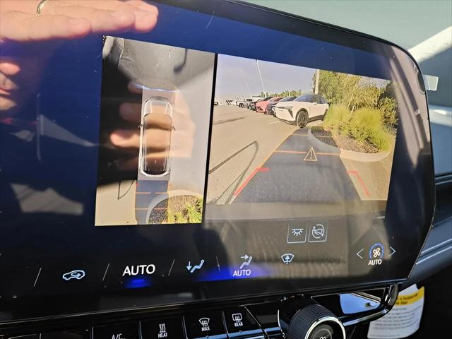 2025 Chevrolet V Blazer eAWD LT