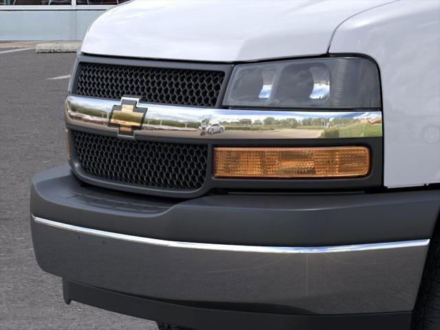 2025 Chevrolet Express Cutaway Work Van