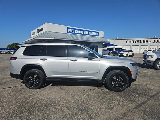 2022 Jeep Grand Cherokee L Altitude 4x2