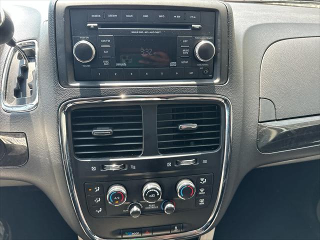 Used 2014 Dodge Grand Caravan For Sale in Wilmington, OH