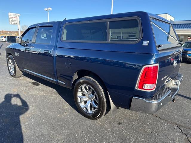 2020 RAM 1500 Classic SLT Crew Cab 4x2 64 Box 2020 RAM 1500 Classic SLT Crew Cab 4x2 64 Box