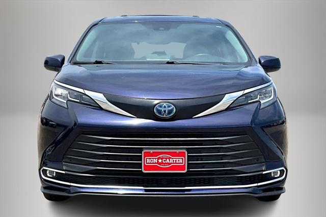 2021 Toyota Sienna XLE