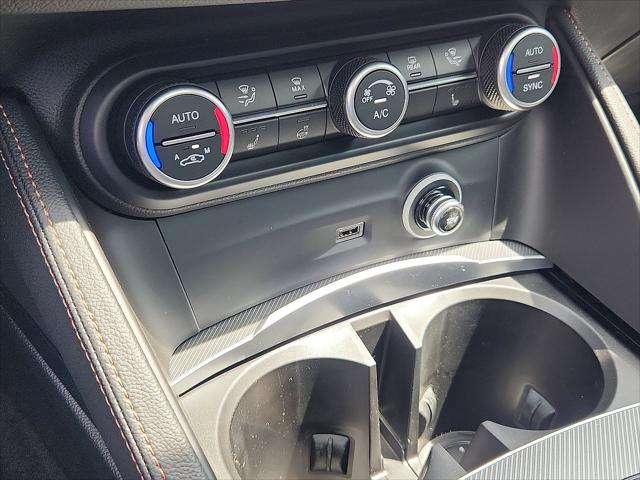 2025 Alfa Romeo Stelvio Sprint AWD