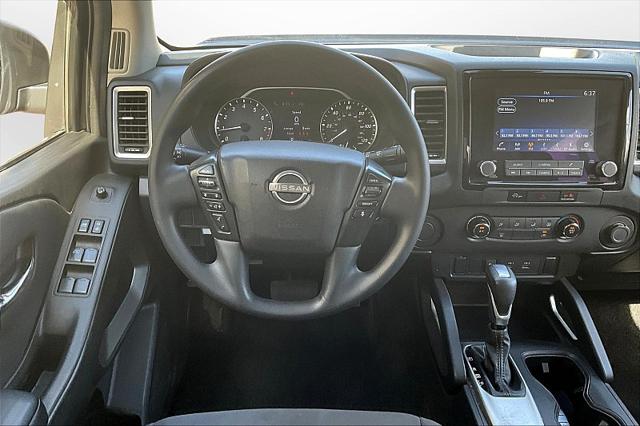 2024 Nissan Frontier Crew Cab SV 4x2