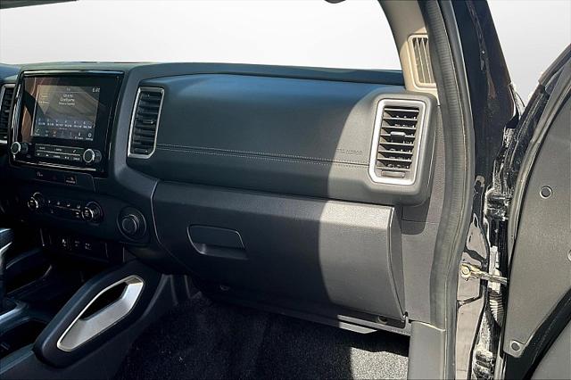 2024 Nissan Frontier Crew Cab SV 4x2