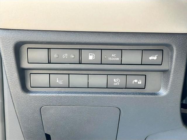 2025 Mitsubishi Outlander PHEV PLATINUM EDITION S-AWC