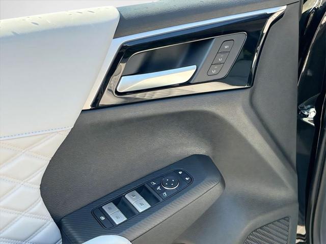 2025 Mitsubishi Outlander PHEV PLATINUM EDITION S-AWC