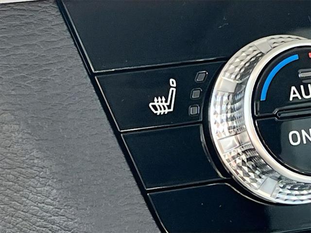 2025 Mitsubishi Outlander PHEV PLATINUM EDITION S-AWC