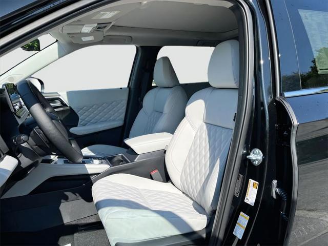 2025 Mitsubishi Outlander PHEV PLATINUM EDITION S-AWC