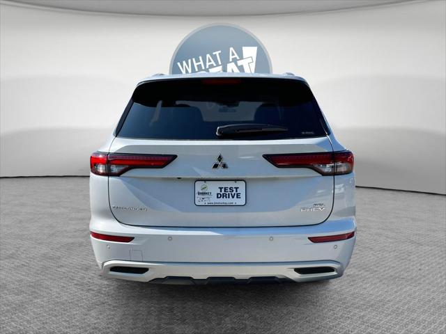 2025 Mitsubishi Outlander PHEV SEL S-AWC