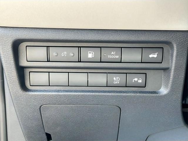 2025 Mitsubishi Outlander PHEV SEL S-AWC