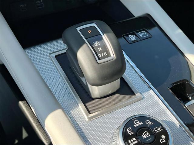 2025 Mitsubishi Outlander PHEV SEL S-AWC
