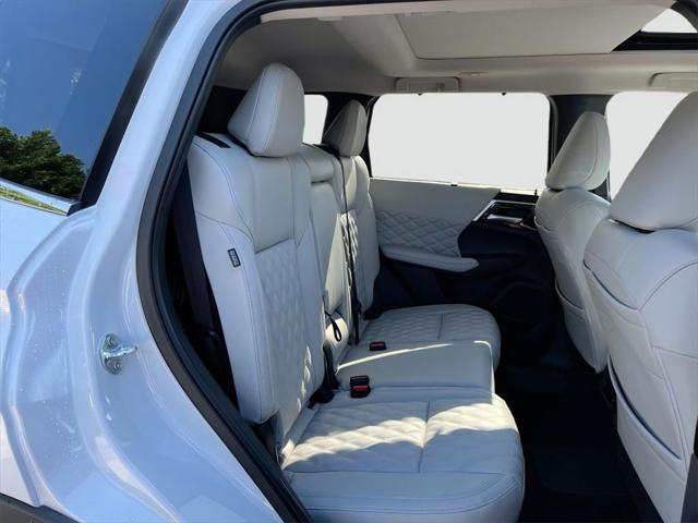 2025 Mitsubishi Outlander PHEV SEL S-AWC
