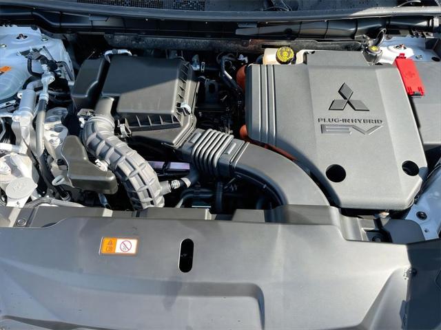 2025 Mitsubishi Outlander PHEV SEL S-AWC