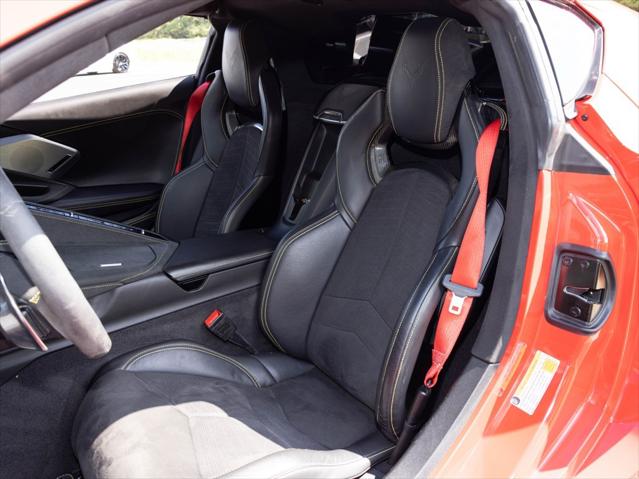 2020 Chevrolet Corvette Stingray Coupe 3LT photo 3