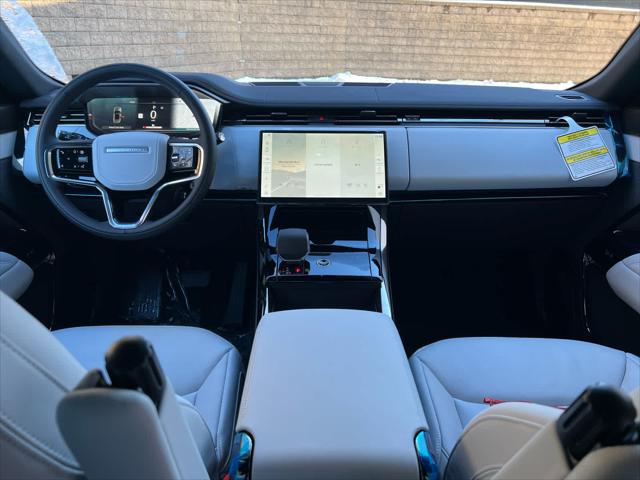 2025 Land Rover Range Rover Sport P360 SE