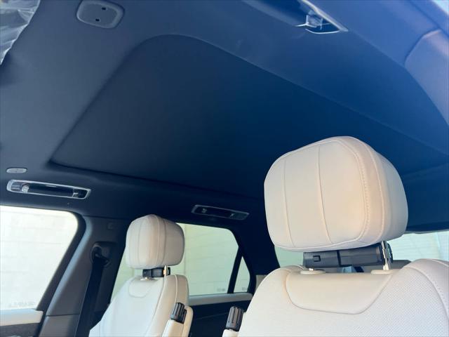 2025 Land Rover Range Rover Sport P360 SE