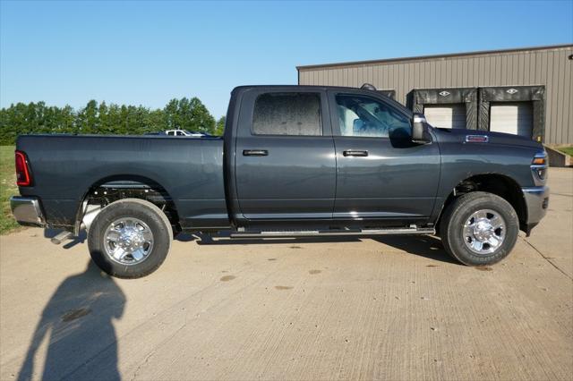 2026 RAM Ram 2500 RAM 2500 TRADESMAN CREW CAB 4X4 64 BOX