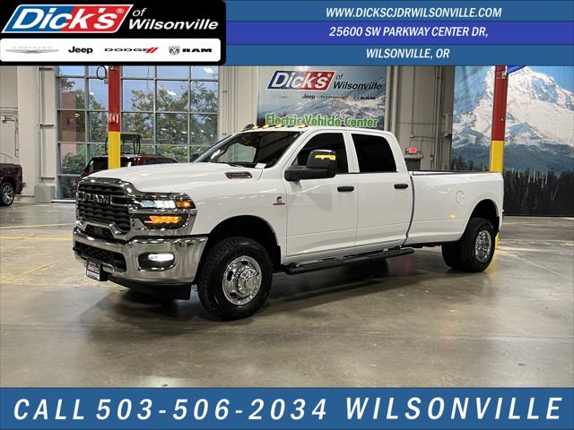 2026 RAM Ram 3500 RAM 3500 TRADESMAN CREW CAB 4X4 8 BOX