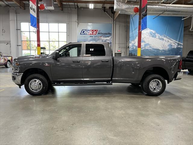 2026 RAM Ram 3500 RAM 3500 TRADESMAN CREW CAB 4X4 8 BOX