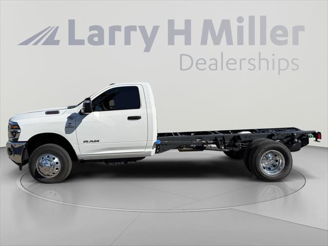 2026 RAM 3500 Chassis RAM 3500 BIG HORN CHASSIS REGULAR CAB 4X4 84 CA