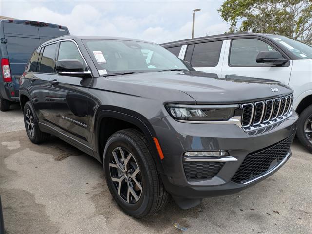 2025 Jeep Grand Cherokee GRAND CHEROKEE LIMITED 4X4