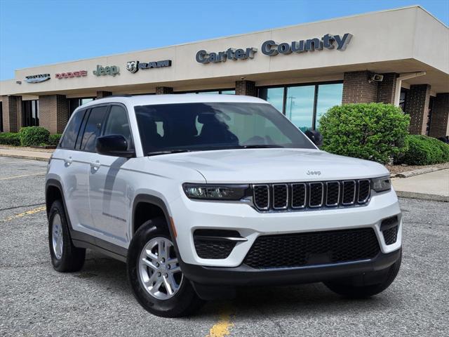 2025 Jeep Grand Cherokee GRAND CHEROKEE LAREDO X 4X4