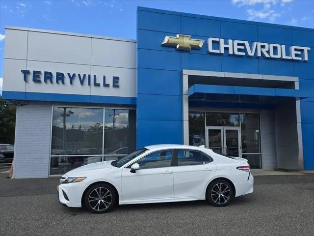 2020 Toyota Camry SE for sale in Terryville, CT
