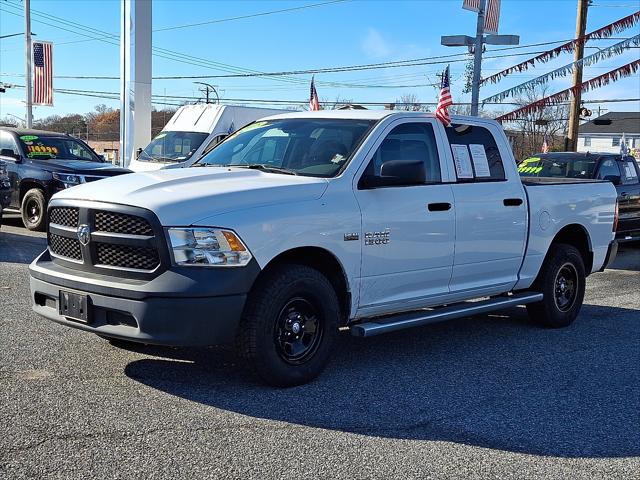 2018 RAM 1500 Tradesman Crew Cab 4x4 57 Box 2018 RAM 1500 Tradesman Crew Cab 4x4 57 Box