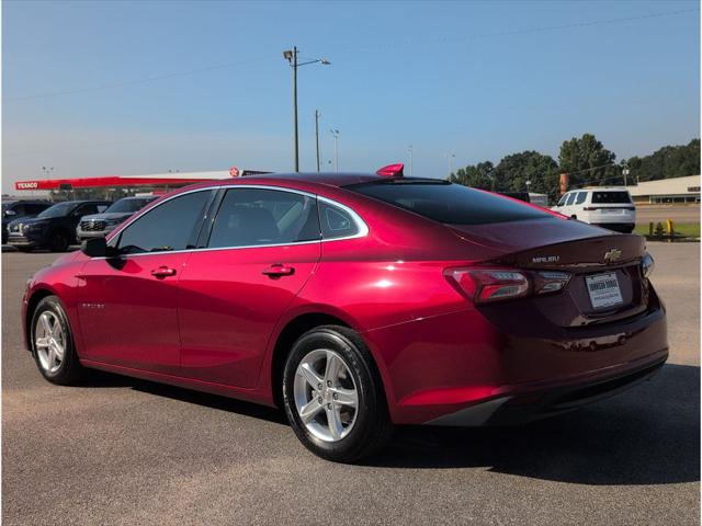 2022 Chevrolet Malibu FWD LT