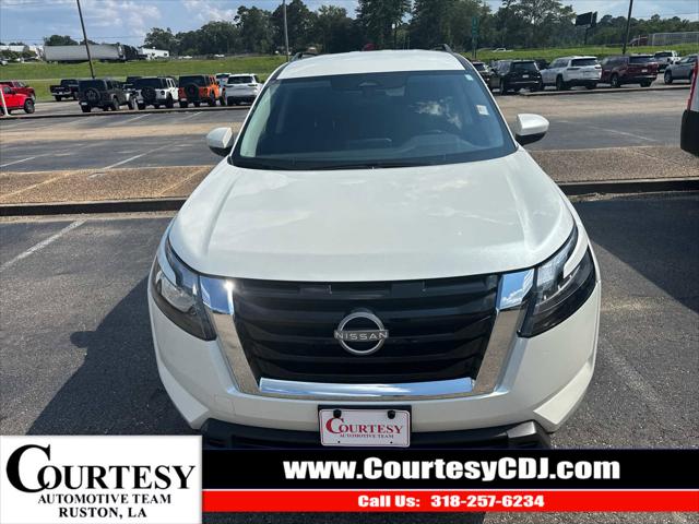 2024 Nissan Pathfinder SV FWD 2024 Nissan Pathfinder SV FWD