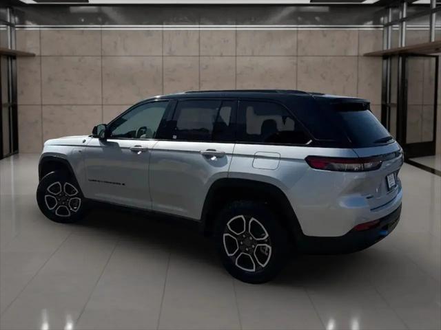 2024 Jeep Grand Cherokee Trailhawk
