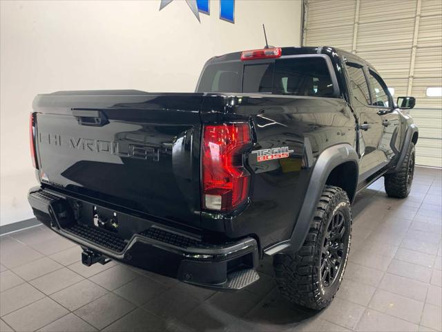 2023 Chevrolet Colorado 4WD Crew Cab Short Box Trail Boss