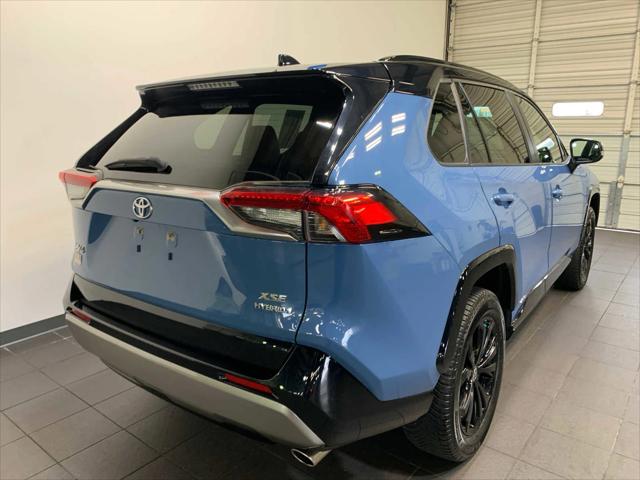2022 Toyota RAV4 Hybrid XSE 2022 Toyota RAV4 Hybrid XSE