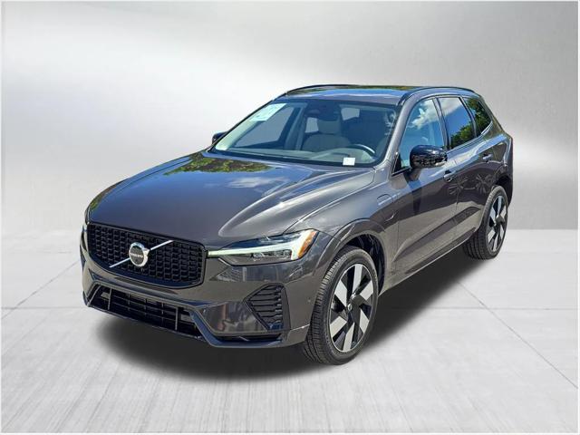 2025 Volvo XC60 Plug-In Hybrid T8 Plus