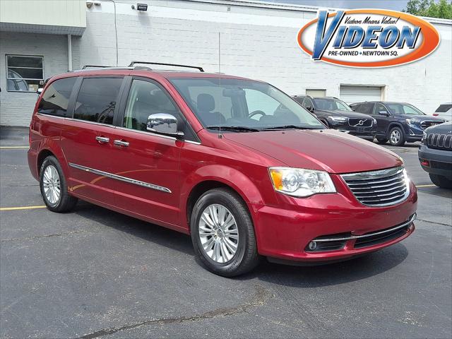 2015 Chrysler Town and Country Limited Platinum
