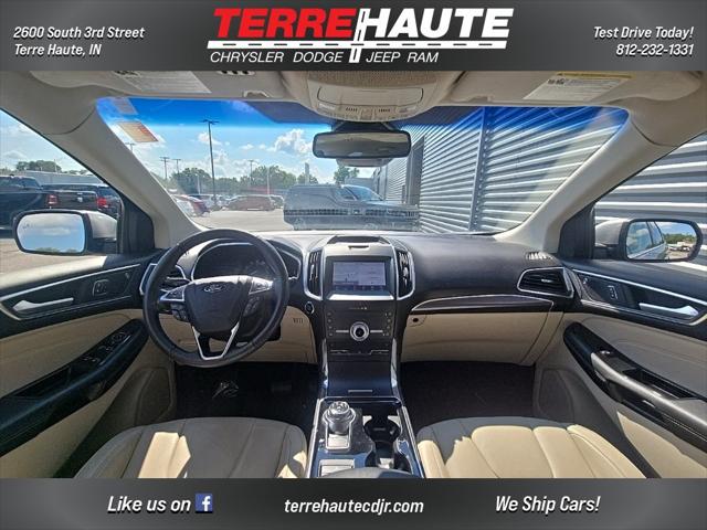 2020 Ford Edge Titanium