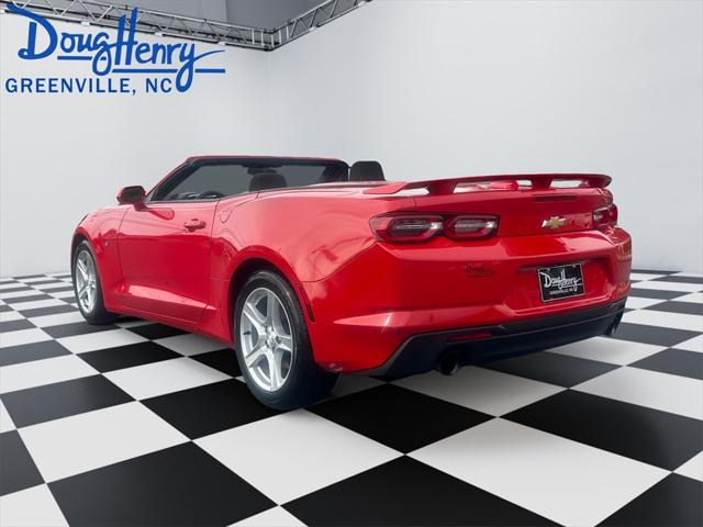 2020 Chevrolet Camaro RWD Convertible 1LT