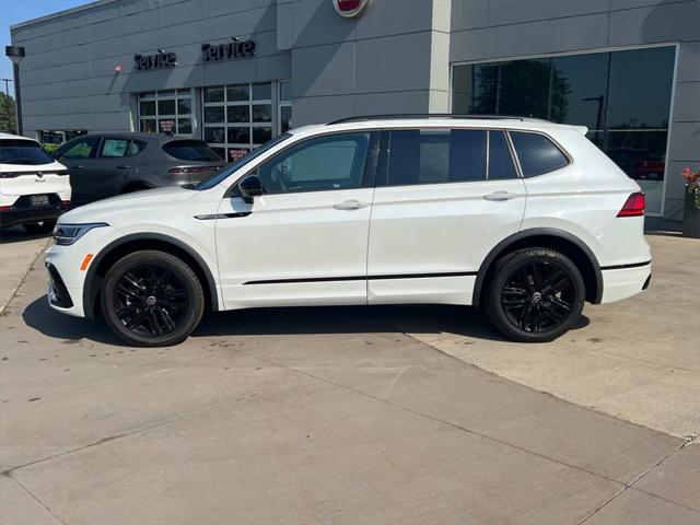 2022 Volkswagen Tiguan 2.0T SE R-Line Black