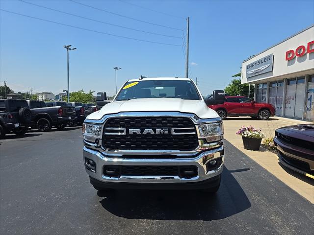 2024 RAM 2500 Big Horn Crew Cab 4x4 64 Box 2024 RAM 2500 Big Horn Crew Cab 4x4 64 Box