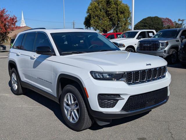 2024 Jeep Grand Cherokee Laredo X 4x2