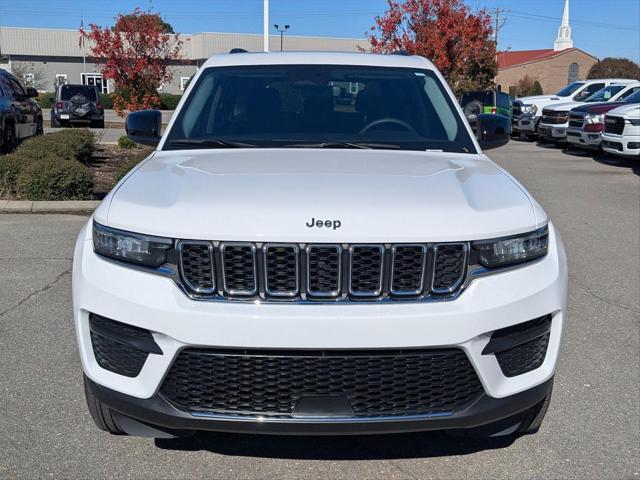 2024 Jeep Grand Cherokee Laredo X 4x2